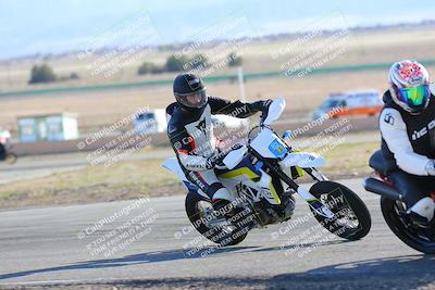 media/Feb-05-2023-Classic Track Day (Sun) [[c35aca4a42]]/Group 2/session 4 turn 4/
